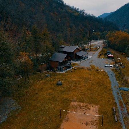 فندق Tourist Complex Khomi Ch'argali المظهر الخارجي الصورة