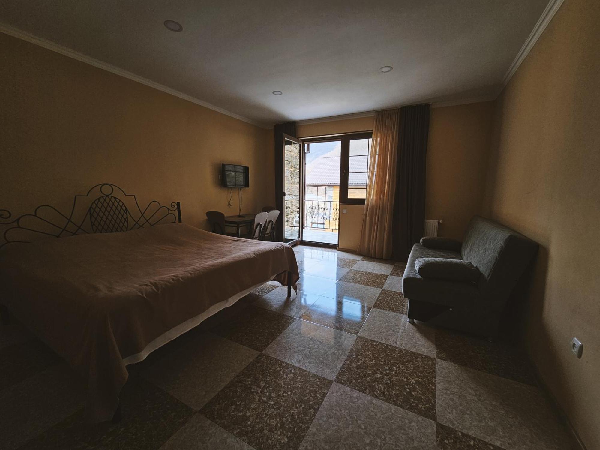 فندق Tourist Complex Khomi Ch'argali الغرفة الصورة