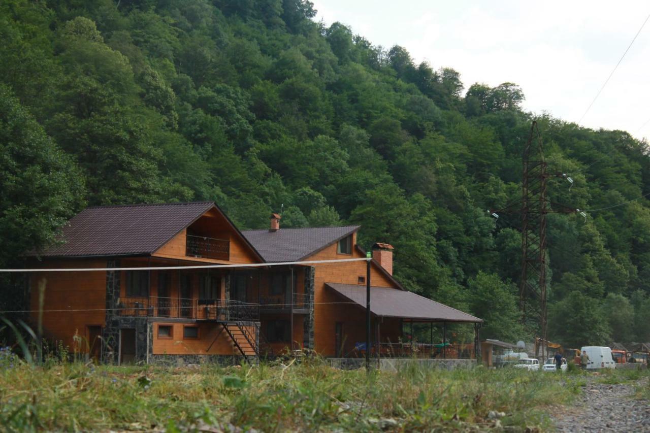 فندق Tourist Complex Khomi Ch'argali المظهر الخارجي الصورة