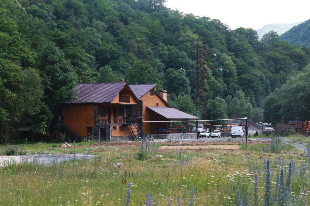 فندق Tourist Complex Khomi Ch'argali المظهر الخارجي الصورة